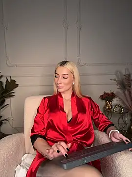 AngieShae's Live XXX Chat
