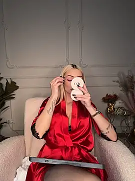 AngieShae Chat XXX in diretta