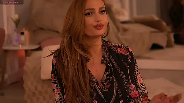 ZairaLure 라이브 XXX 채팅