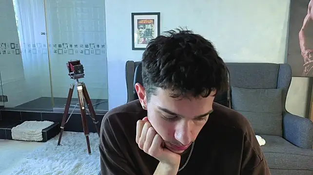 XXX chat uživo modela KaydenDrew