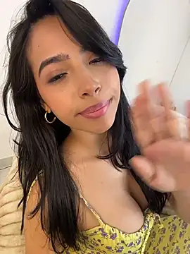 _Emily_Thompson_ 现场XXX聊天
