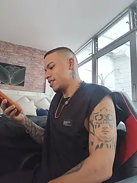 Chat XXX Live AlphaMasterXxx