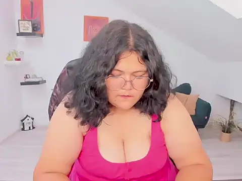 HaraNoir's Live XXX Chat