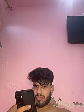 MASTTERRRR Adlı Modelin Canlı XXX Sohbeti