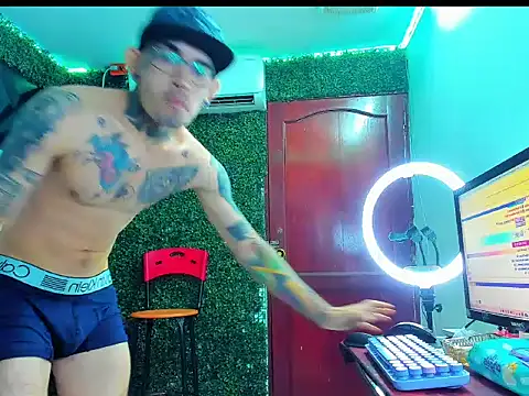 Boy_tatto77 Live XXX-Chat
