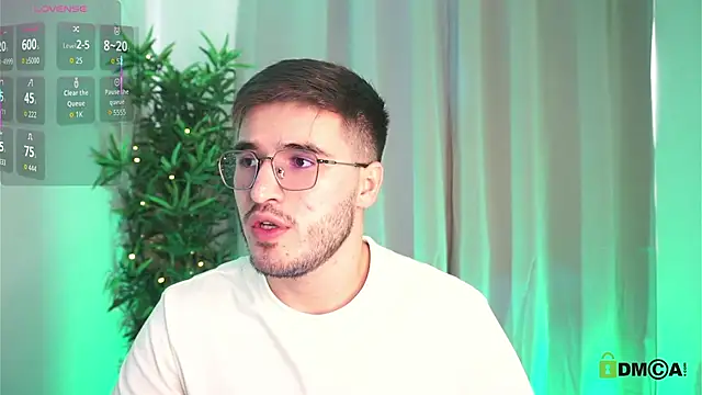 Tony_Wylie élő XXX-chatje
