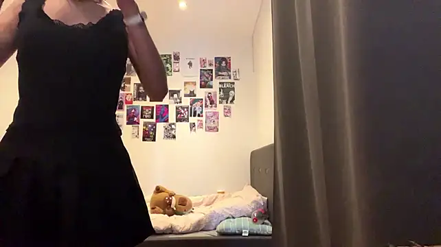 VelmaDevincent's Live XXX Chat