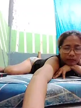 HotLadyPinay32 Live XXX-Chat