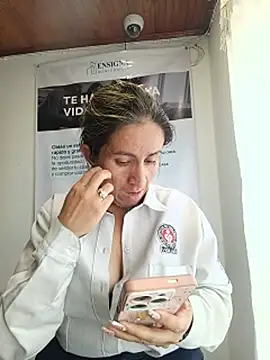 Valentina--1 লাইভ XXX চ্যাট