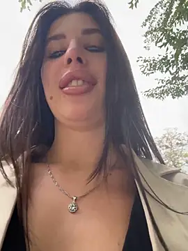 Lira_Fayeee: απευθείας συνομιλία ΧΧΧ