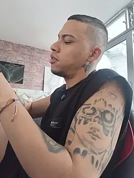 AlphaMasterXxx Obrolan Langsung XXX