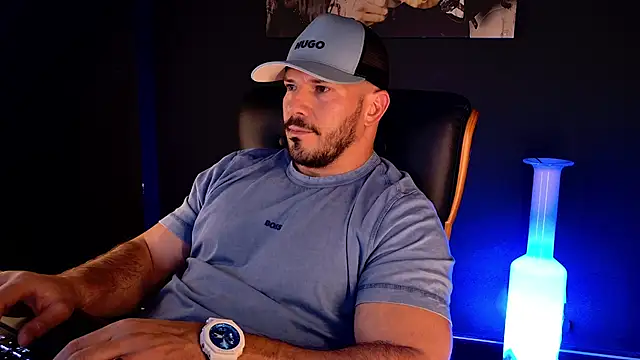 AngeloEric Chat XXX live
