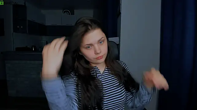 your_megan XXX чат на живо