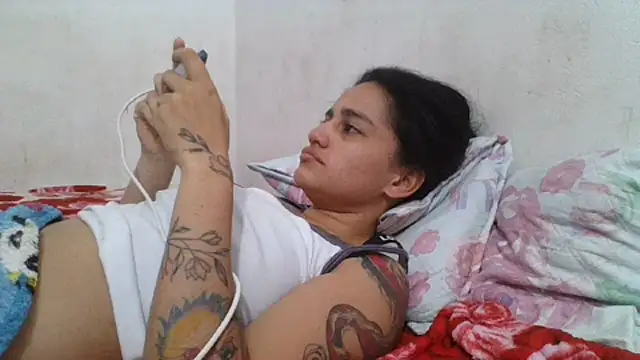 girl_tits Chat XXX in diretta