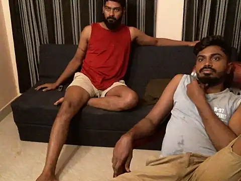 indianbighard21's Live XXX Chat