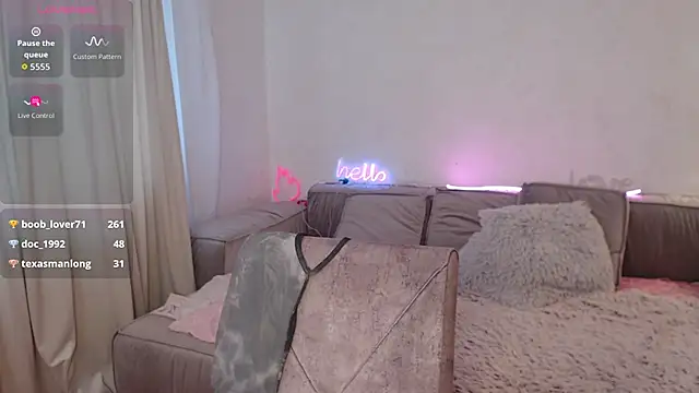 mrs_kitty69's Live XXX Chat