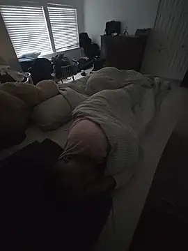 bigGirth4u Шоу с уебкамера