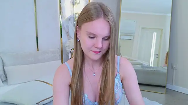 Lili_Lohan's Live XXX Chat