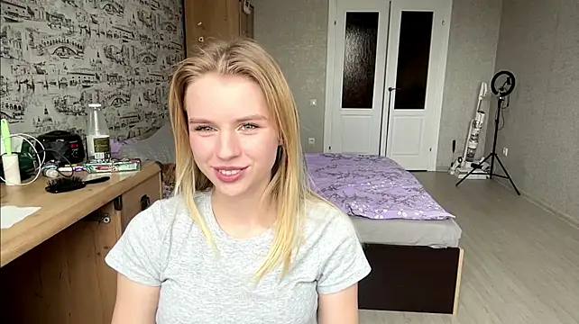 StephenieLandres Chat XXX live