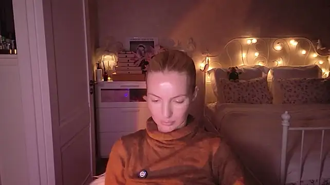 MauiBee Live XXX-Chat