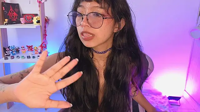 Chat XXX en directo de Yommi_winx_