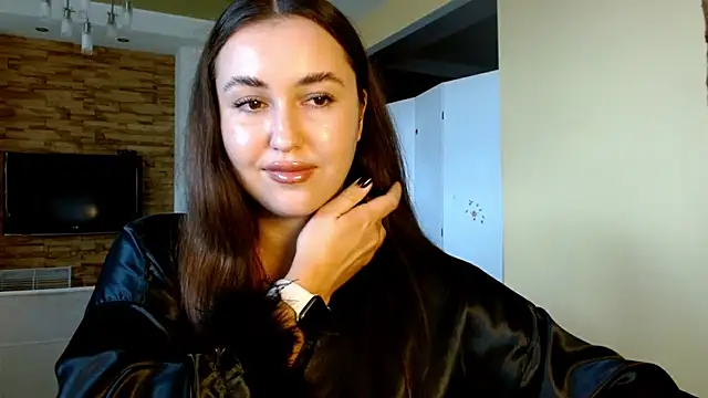 ElizabethJam Adlı Modelin Canlı XXX Sohbeti