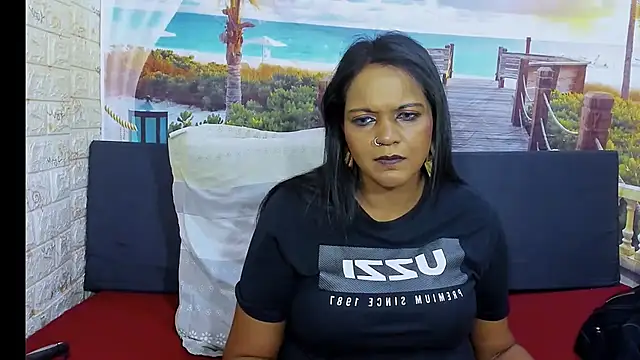 צ'אט XXX בשידור חי של indianswtbella