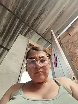 Chat +18 de AlexxiaaMat ao vivo