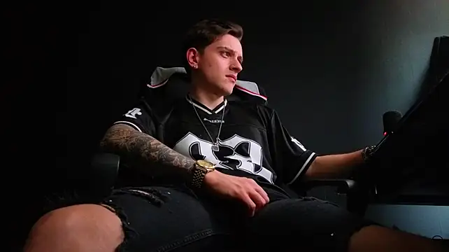 FelixStarkk 现场XXX聊天