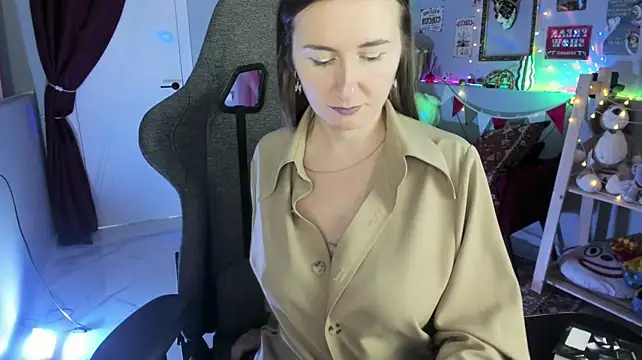 Chat XXX Live Golden_Dragon