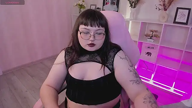 Niki_Glow Obrolan Langsung XXX