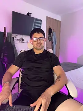 Chat XXX ao vivo de TroyeKnight
