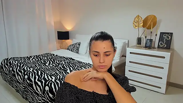 Jasmine_Stewart: онлайн-секс-чат