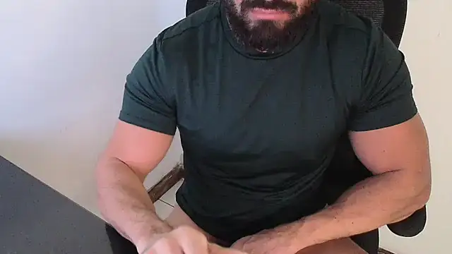 abeardguyone live XXX chat