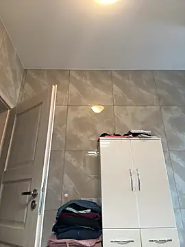 jennifer11772 Adlı Modelin Canlı XXX Sohbeti