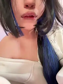 Chat +18 de YourLittleDevil ao vivo