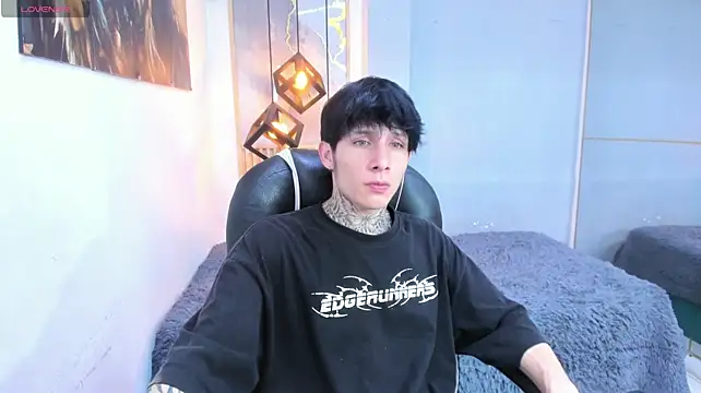 XXX chat uživo modela Cry_thereal