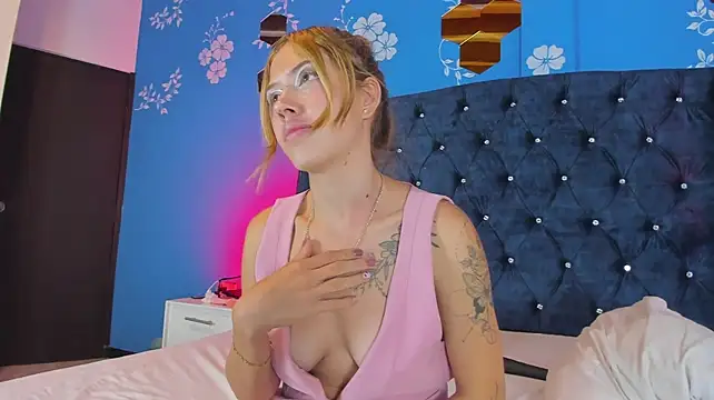 Chat XXX en directo de violetsmith1_