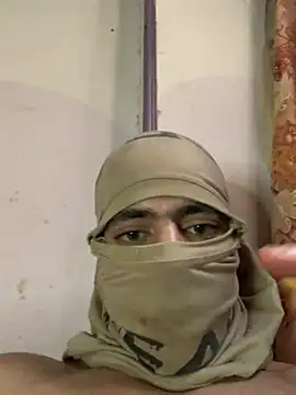 Mohaned100 Pertunjukan Webcam