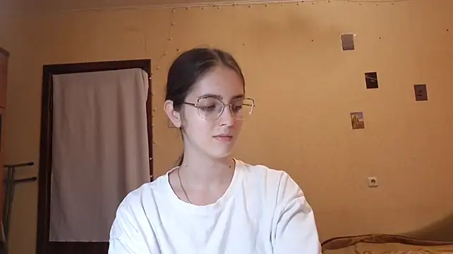 Katelemon élő XXX-chatje