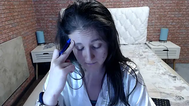 Holliy_Cooper Chat XXX in diretta