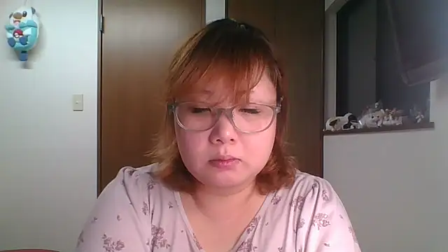 Chat XXX en directo de SAKU-RA-chan