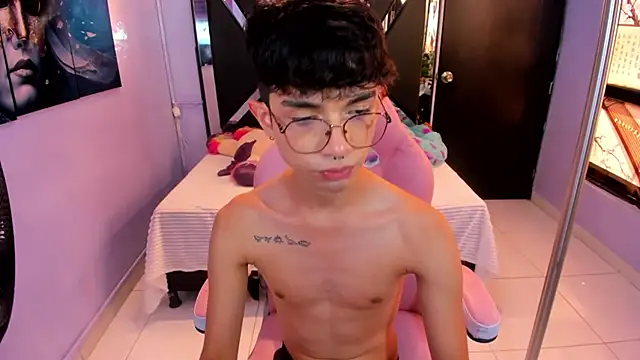 LiamHeatx – Naživo XXX chat