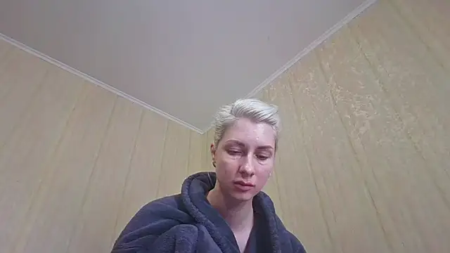-Ambra-: онлайн-секс-чат