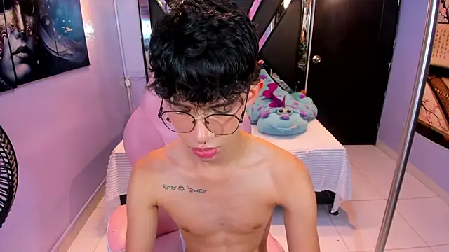XXX chat uživo modela LiamHeatx