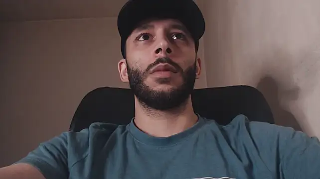 henryaxe Chat XXX in diretta