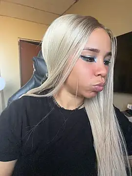Daniela_RodrigueZz's Live XXX Chat