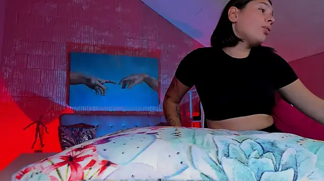 KimClarks_ – Naživo XXX chat
