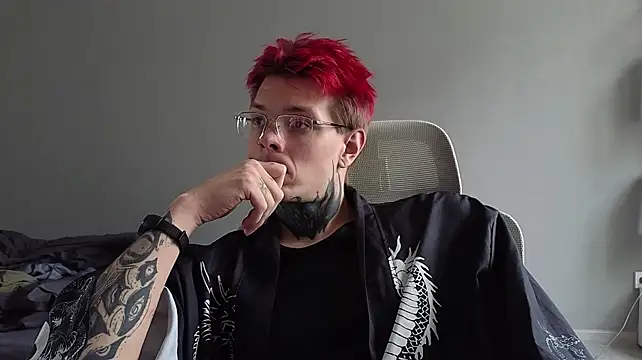 DENIS_HERE Live XXX Chat