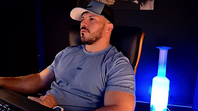 AngeloEric – Naživo XXX chat